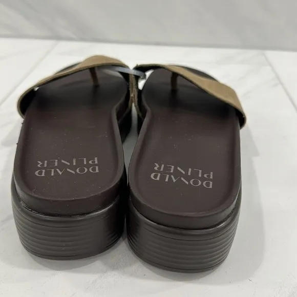 NEW! Donald J Pliner Fiji Slip-On Wedge Sandal - Size 6