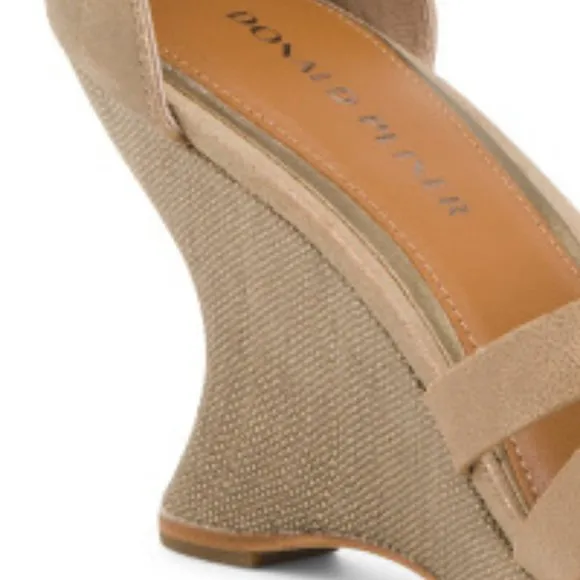 NEW Donald Pliner   Platform Wedge Platinum  Beige Leather  Sandals 693M0
