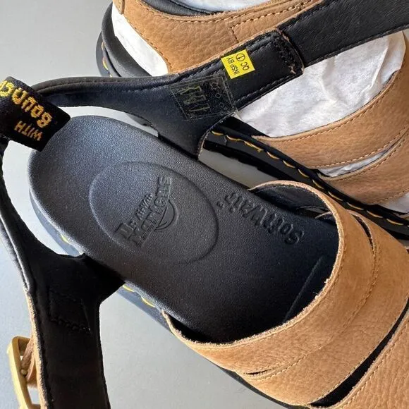 NEW Dr. Martens Blaire Platform Sandals Womens Size 10 Tan Nubuck Leather