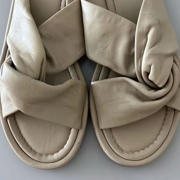 New Everlane The Day Twist Sandal in Warm Khaki Size 7.5