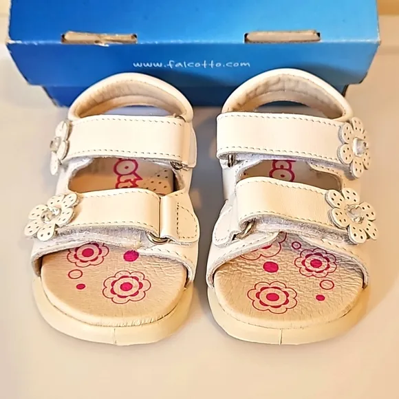 NEW Falcotto by Naturino Girls Bianco White Sandals