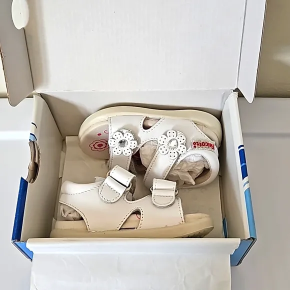 NEW Falcotto by Naturino Girls Bianco White Sandals