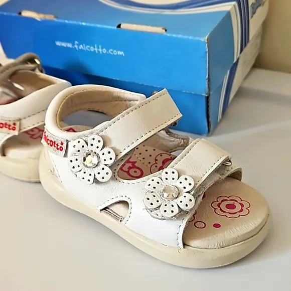 NEW Falcotto by Naturino Girls Bianco White Sandals