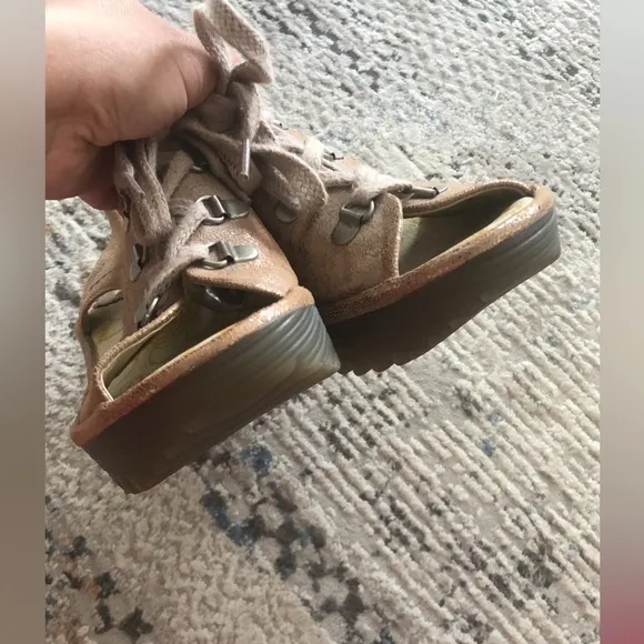 NEW Fly London YLFA Luna Wedge Sandals Metallic Blush Pink-Tinted Tan