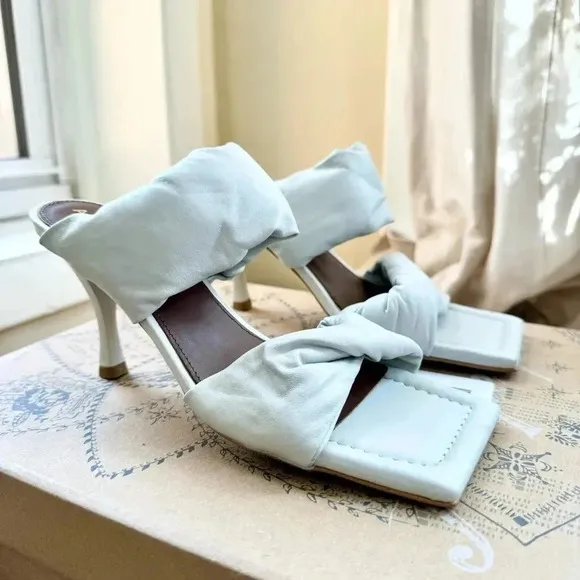 New Free People Alohas Natasha Puffy Mule Heel Sandals Leather in White