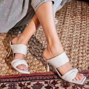 New Free People Alohas Natasha Puffy Mule Heel Sandals Leather in White