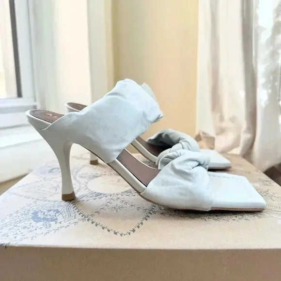 New Free People Alohas Natasha Puffy Mule Heel Sandals Leather in White