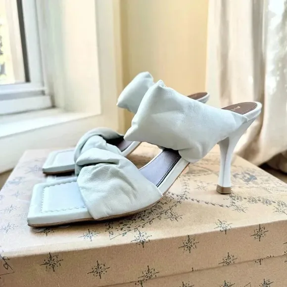 New Free People Alohas Natasha Puffy Mule Heel Sandals Leather in White