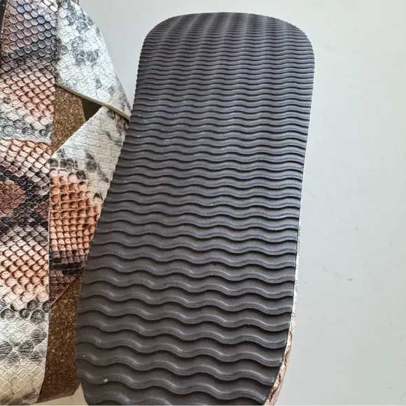 New Free People Siena Snakeskin Sidelines Slide Sandals Size 39/US9