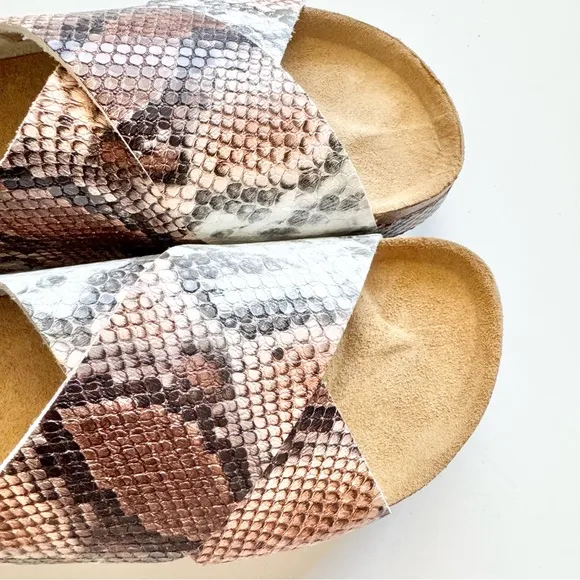 New Free People Siena Snakeskin Sidelines Slide Sandals Size 39/US9