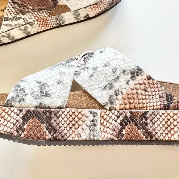 New Free People Siena Snakeskin Sidelines Slide Sandals Size 39/US9