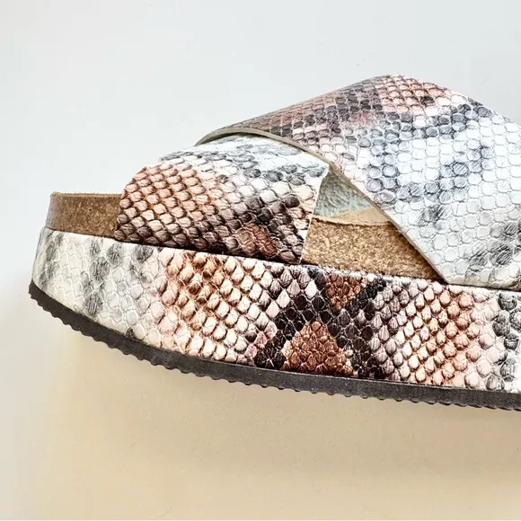 New Free People Siena Snakeskin Sidelines Slide Sandals Size 39/US9
