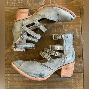 NEW Freebird Felicity Boots/Sandals, Size 10