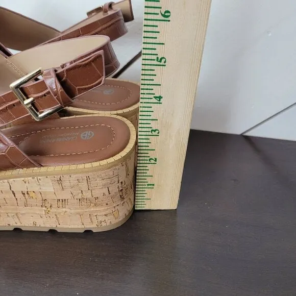 NEW Giani Bernini Harperr Memory Foam Platform  Cinnamon Croc  10 Sandals