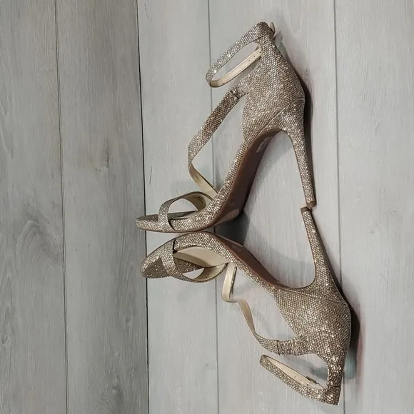 NEW Jessica Simpson Rayli2 Glitter Heels Sandals shoes sz 10M