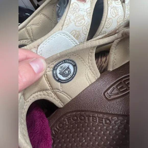NEW Keen Waterproof Sandals Mens Newport Retro Smokey Bear/S’mores