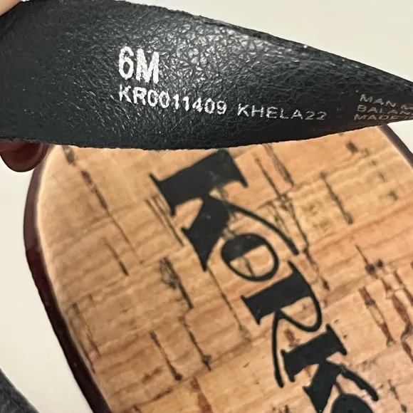 NEW Korks wedge sandals black 6