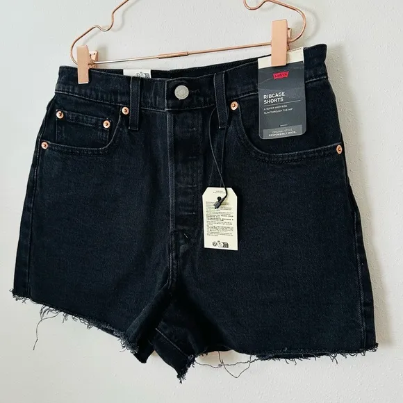 New Levi's Ribcage denim shorts jean