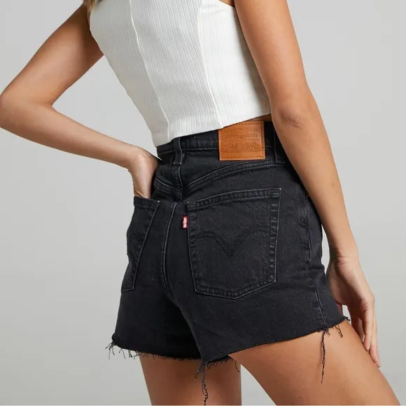 New Levi's Ribcage denim shorts jean