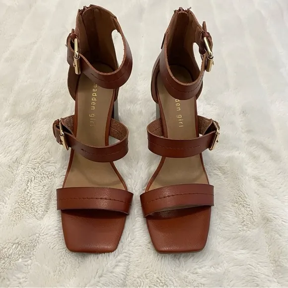 New Madden Girl by Steve Madden Strappy Heeled Sandals Size 8.5