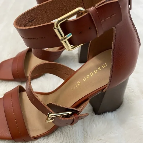 New Madden Girl by Steve Madden Strappy Heeled Sandals Size 8.5