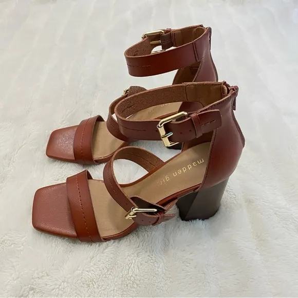 New Madden Girl by Steve Madden Strappy Heeled Sandals Size 8.5