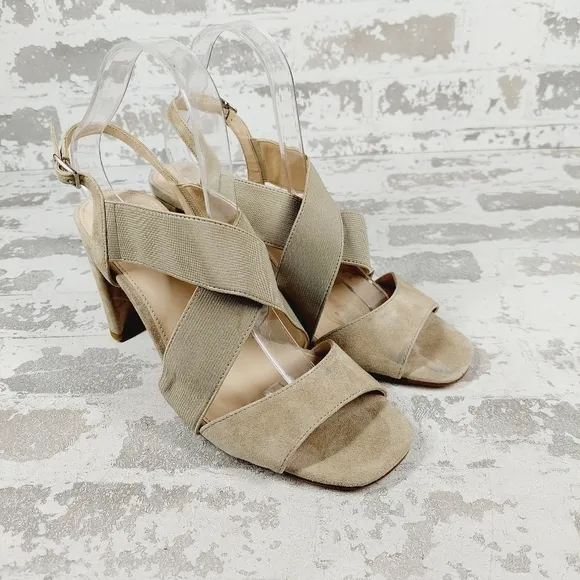 New Pelle Moda Nolyn Mushroom Leather Buckle Up Sandals W779