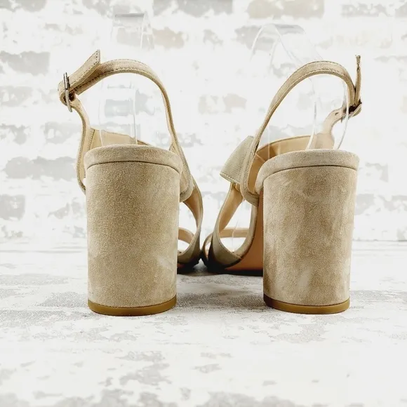 New Pelle Moda Nolyn Mushroom Leather Buckle Up Sandals W779