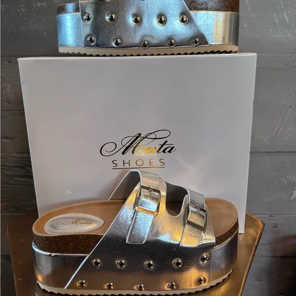 New platform sandals
