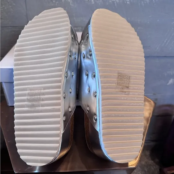 New platform sandals