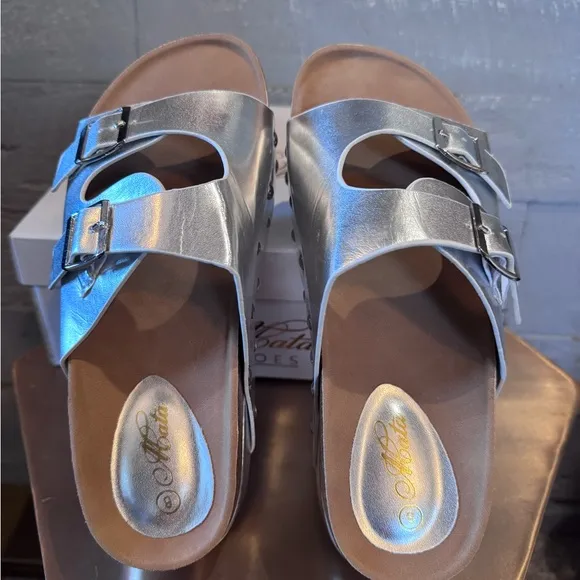 New platform sandals