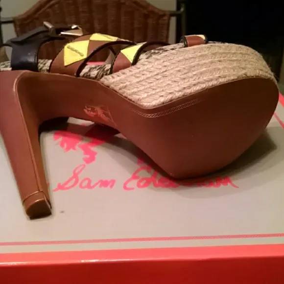 New!! Sam Edelman Circus Dawson platform sandals!