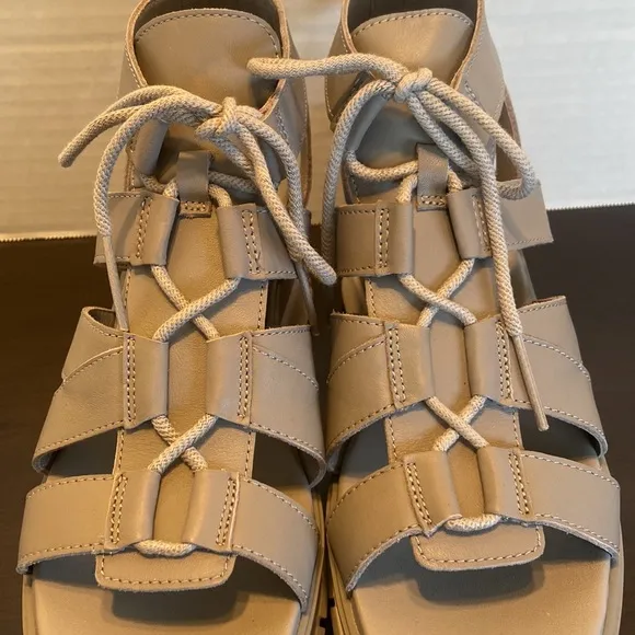 New Sorel Joanie Lace Up Gray Wedge Sandals Size 9 1/2