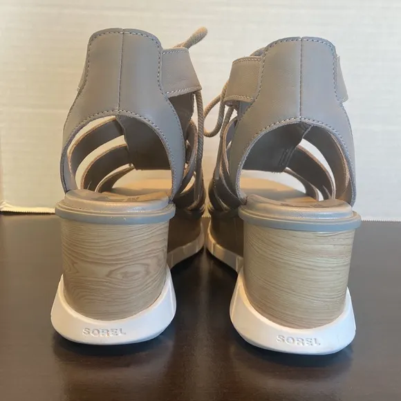 New Sorel Joanie Lace Up Gray Wedge Sandals Size 9 1/2