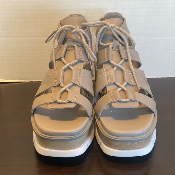 New Sorel Joanie Lace Up Gray Wedge Sandals Size 9 1/2
