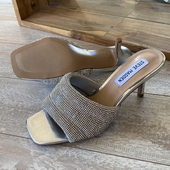 New Steve Madden Embellished silver slide Sandals