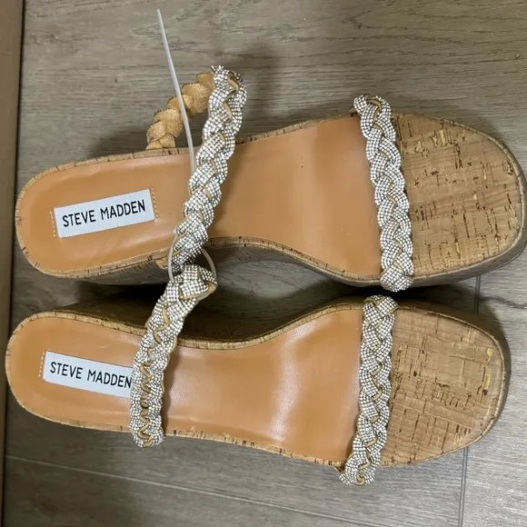 NEW! Steve Madden Silver Metallic Dayna Platform Sandal - Size 9