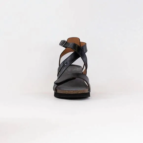 NEW TAOS women's xcellent wedge sandals in black