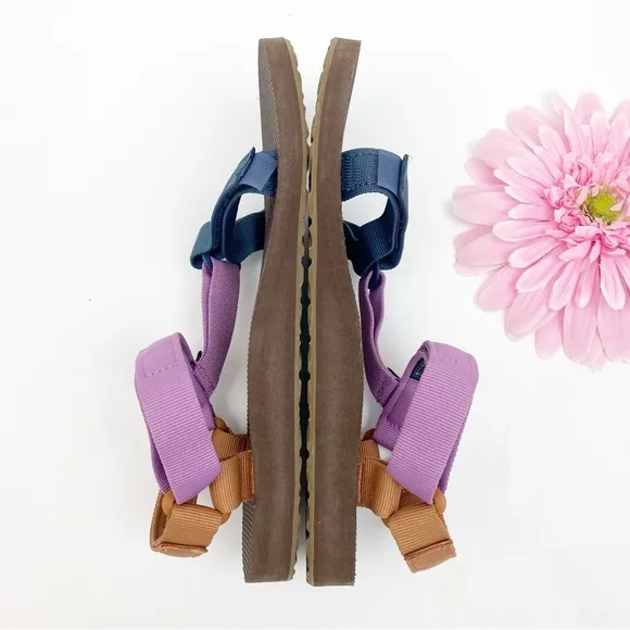 NEW Teva Original Universal Sandals Desert Multi