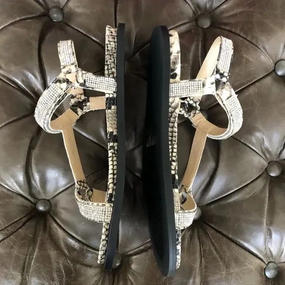 New Vince Camuto Arabelem Sandal Natural Snake leather crystal gem jeweled strap