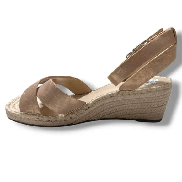 NEW VINCE CAMUTO Bendsen Wedge Sandal IN ROSE GOLD SZ 9.5