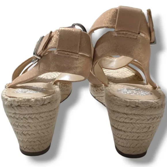 NEW VINCE CAMUTO Bendsen Wedge Sandal IN ROSE GOLD SZ 9.5