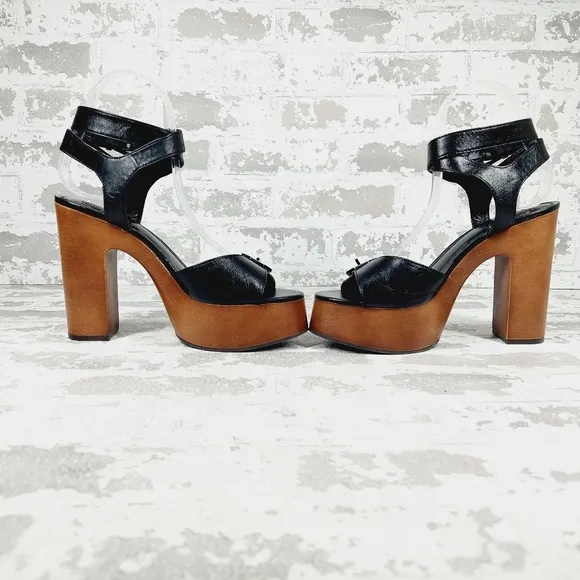 NEW Vince Camuto Rondea Black Leather Buckle Ankle Strap Wood Heel Sandals M403