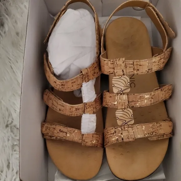 New Vionic Amber Adjustable Sandals