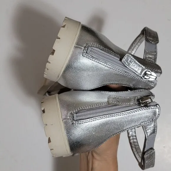 NEW Vionic Laurel Sandals Womens 9 Metallic Silver Comfort Arch Support Casual