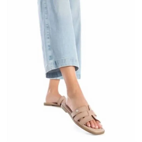 NEW XTI women's flat sandals in taupe