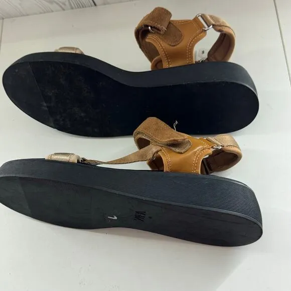 New Zara Strappy Sandals EU 40 US 9 Platform Tan Upper Black Neutral