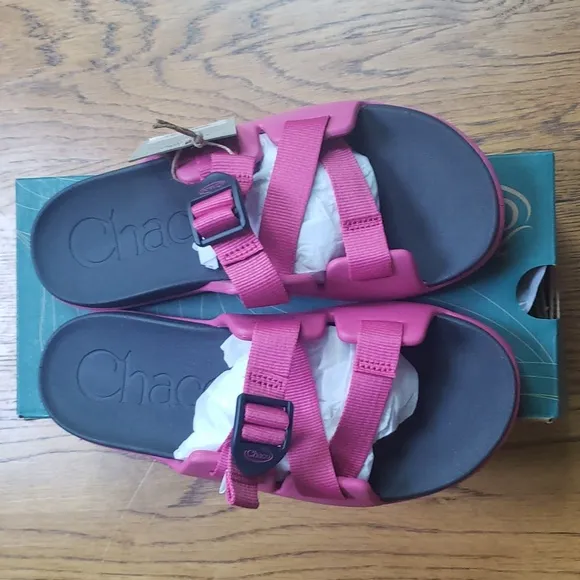 NIB Chaco Chillos Slide Sandal In Magenta Kids Size 5