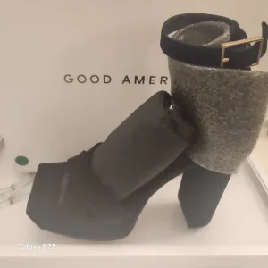 NIB Good American Platform Sandals chunky black suede heels. Various.