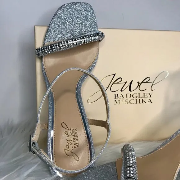 NIB Jewel Badgley Mischka Charlee Block Heel Embellished Evening Sandals